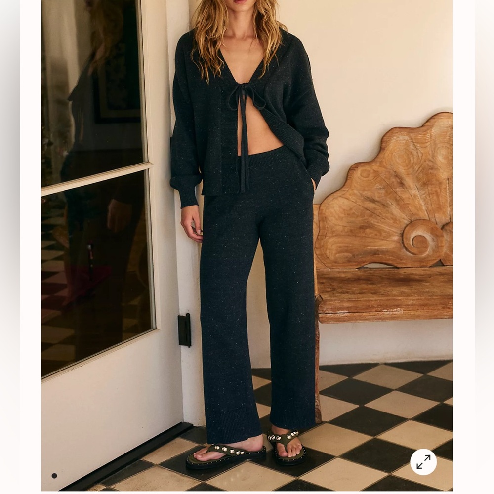 Free people beach solar set Women's cardigan Sweater & pants size XS NWOT